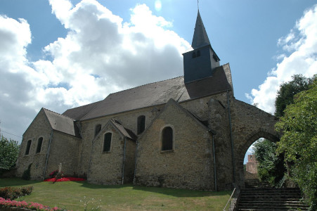 File source: http://commons.wikimedia.org/wiki/File:Maurepas_eglise.JPG